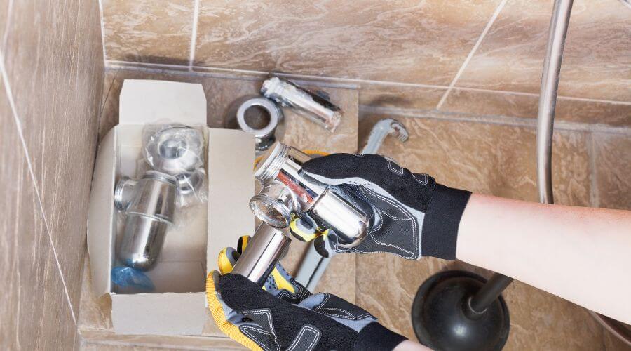 Professional gutter cleaning in Foley, AL